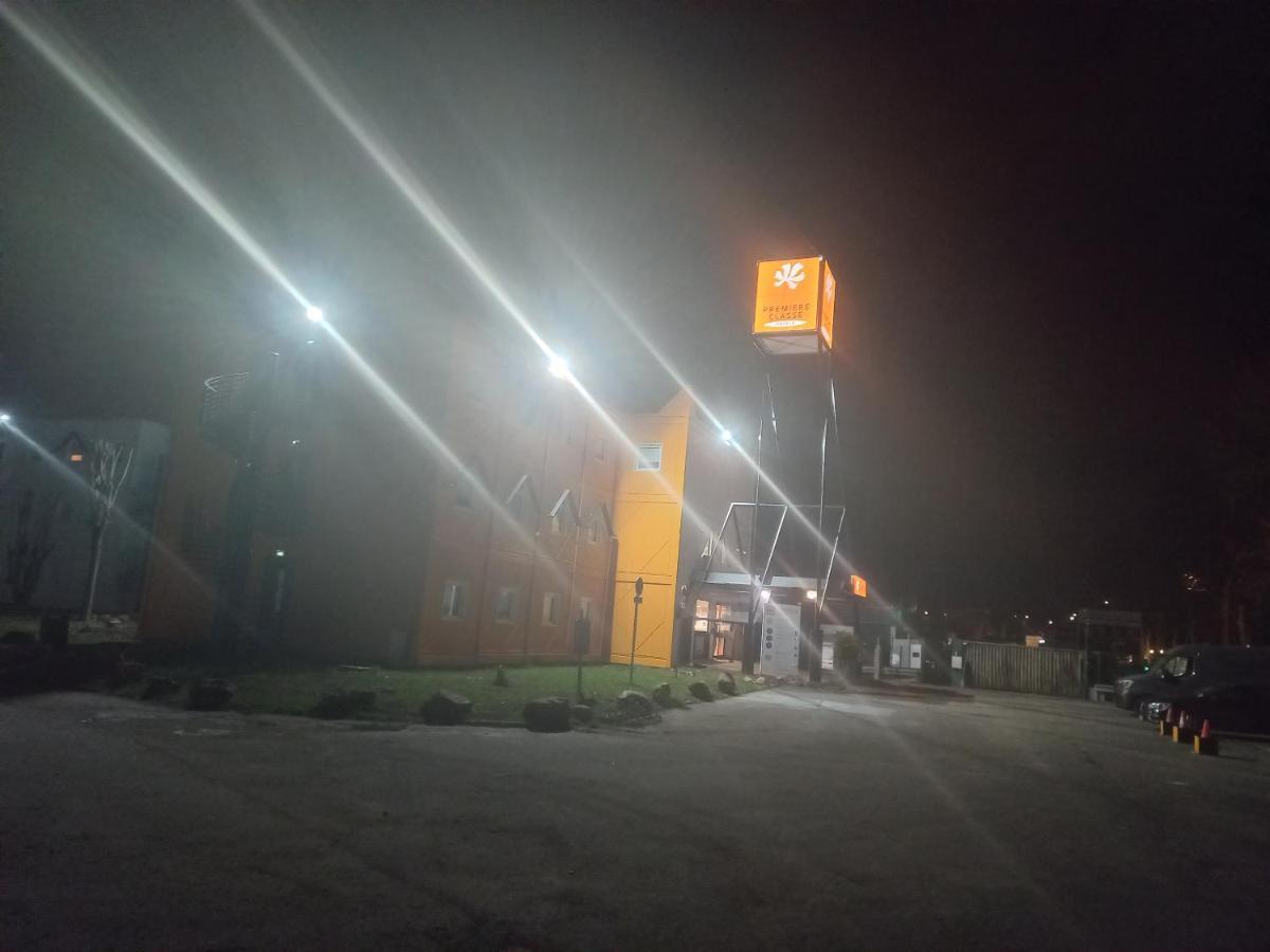 Premiere Classe Evry Sud - Mennecy Ormoy Luaran gambar